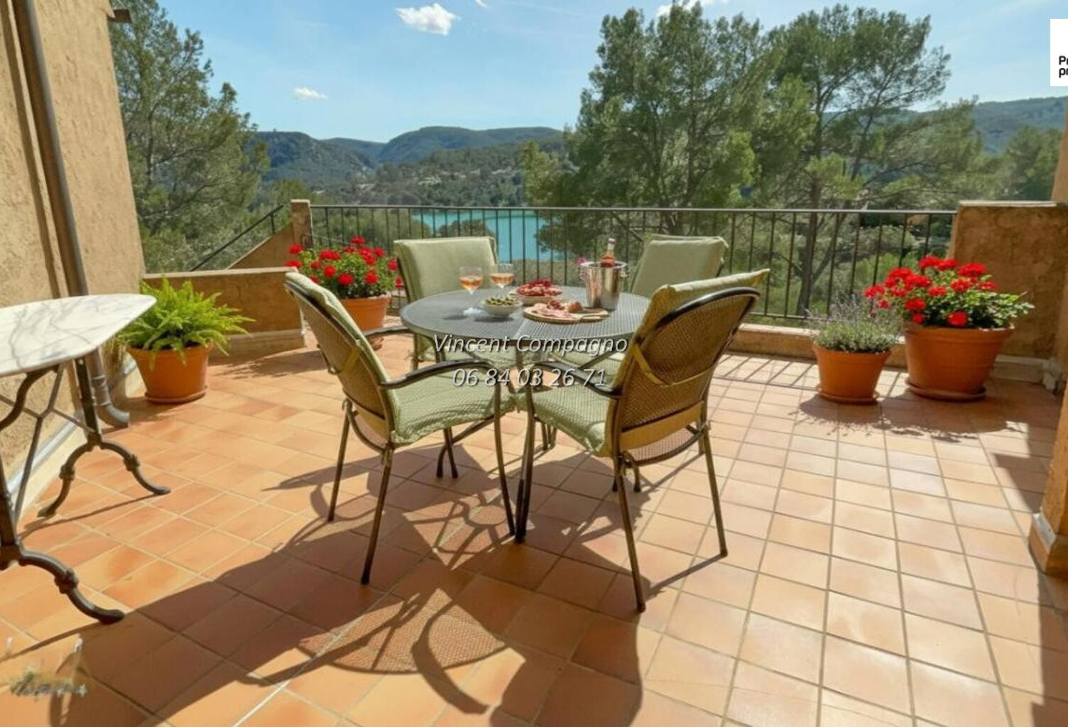 Villa d'exception au bord du lac Esparron de Verdon — photo 1