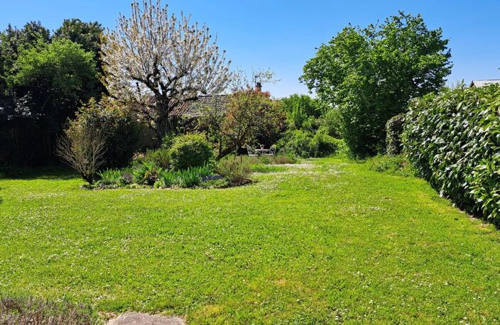 Maison à vendre avec jardin à Nérignac, Poitou-Charentes — photo 4