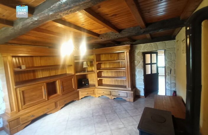 A BIZIAT PROCHE MACON ET BOURG-EN-BRESSE FERME 5 PIECES SUR — photo 5