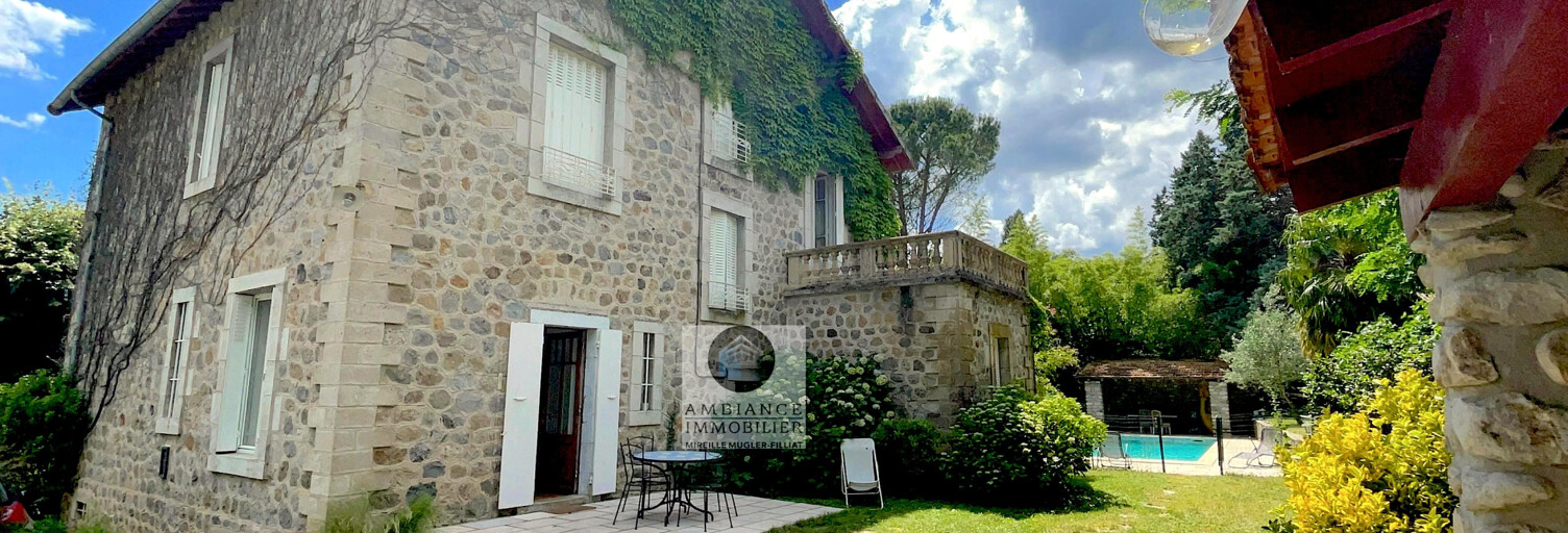 Maison 8 Pièces 195 m² à vendre à Les Ollières-sur-Eyrieux (07360)