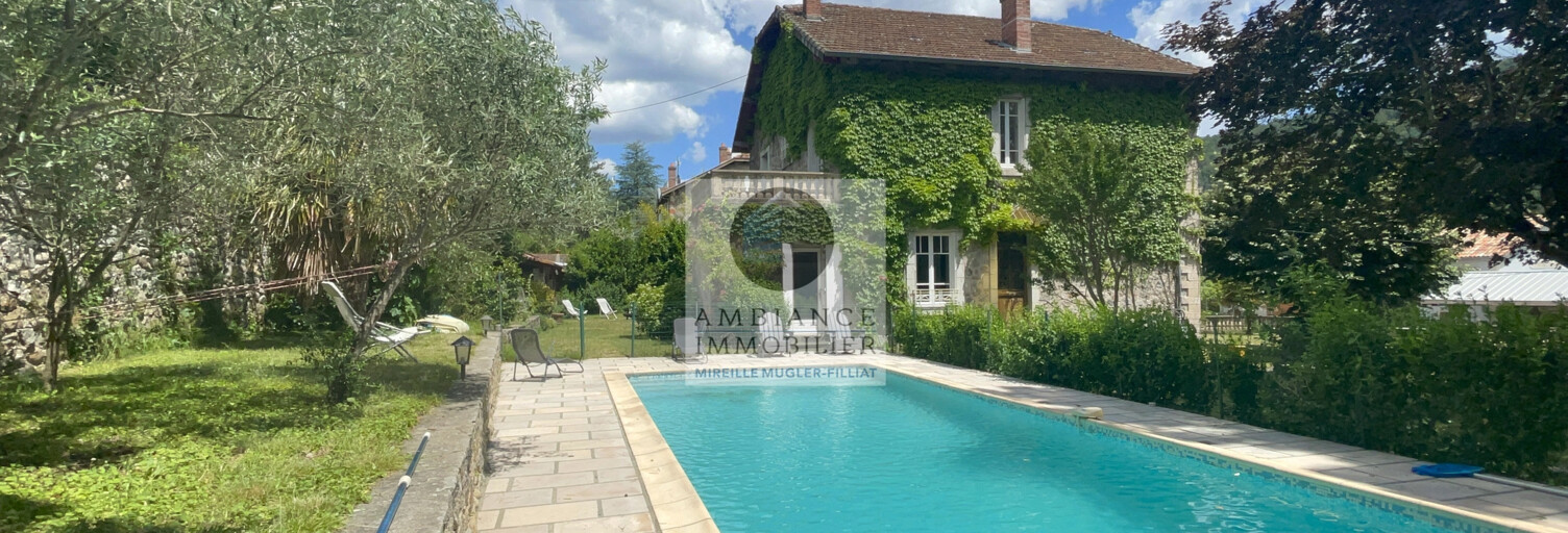 Maison 8 Pièces 195 m² à vendre à Les Ollières-sur-Eyrieux (07360)
