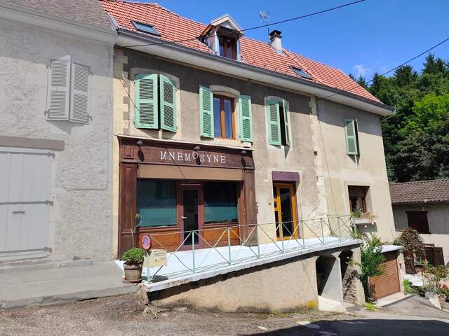 EXCLUSIVITÉ - MAISON BOURGEOISE EN CŒUR DE VILLAGE — photo du bien