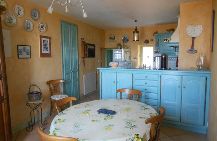 Appartement en duplex avec cour intérieur, garages à Thiers — photo 5