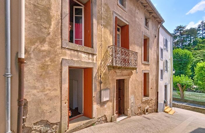 Maison de village avec terrasse, jardin, caves, garage et grenier aménageable  136 m² habitables | Produit coup de cœur dans un cadre unique — photo 2