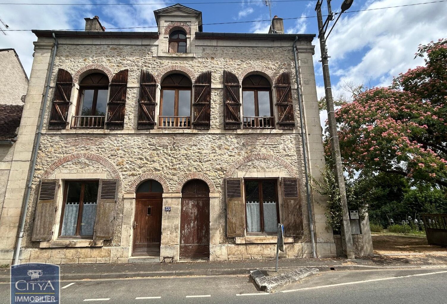 Vente maison 4 pièces 127 m² Le Blanc (36300) — photo 1