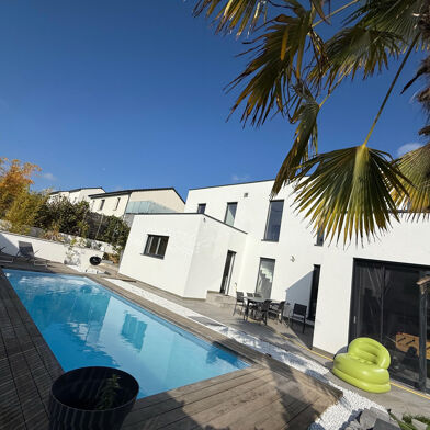 Maison 6 pièces 895000 €