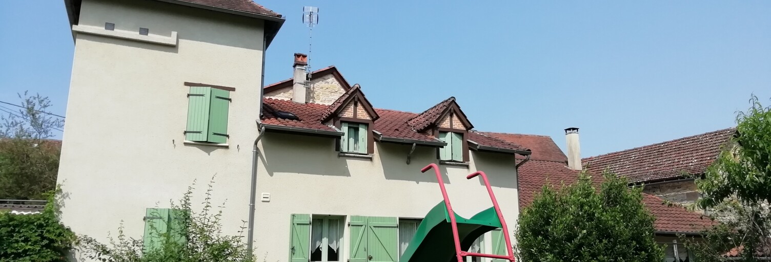 Maison 9 Pièces 298 m² à vendre à Lissac-et-Mouret (46100)