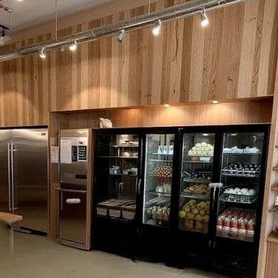 Commerce  250000 €