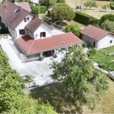 Maison 8 pièces 398000 €