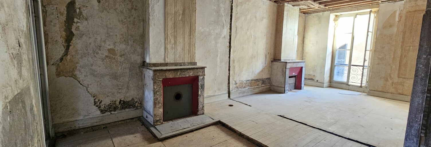 Immeuble  230 m² à vendre à Bagnères-de-Bigorre (65200)