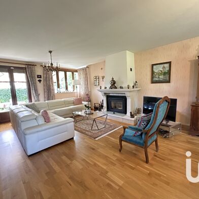 Maison 8 pièces 549000 €