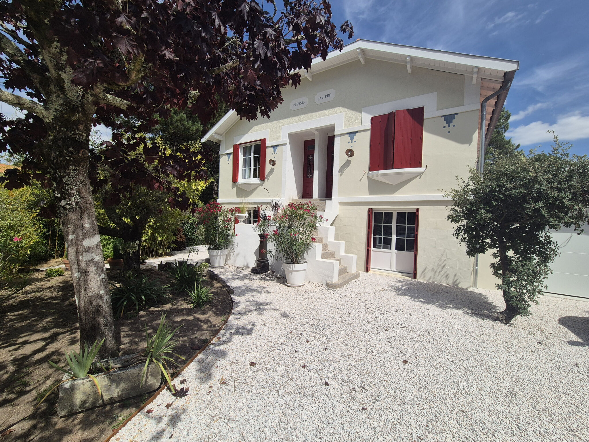 Villa / Maison  T7 à vendre Saint-Georges-de-Didonne 17110