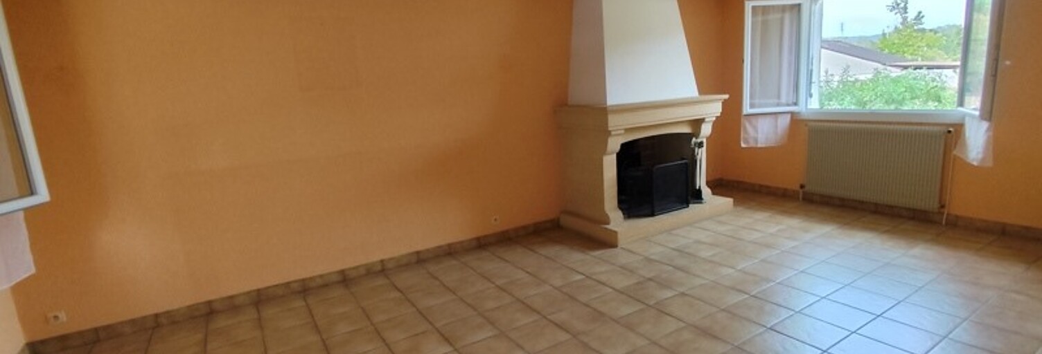 Maison 5 Pièces 92 m² à vendre à Terrasson-Lavilledieu (24120)