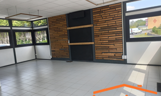 Bureau  40 m² à louer à Lumbres (62380)