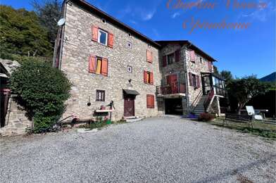 Maison 9 pièces 500000 €