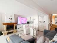 Maison Individuelle de  Centre Bourg - 5 pièces  - 4 chambres - Terrain de 505 m² - MAGNAC LAVAL   (87) — photo 4