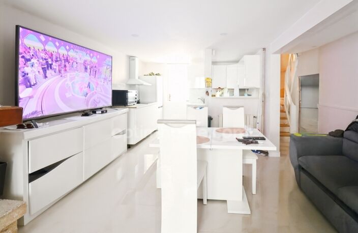 Maison Individuelle de  Centre Bourg - 5 pièces  - 4 chambres - Terrain de 505 m² - MAGNAC LAVAL   (87) — photo 5
