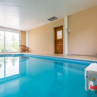 Maison 6 pièces 550000 €