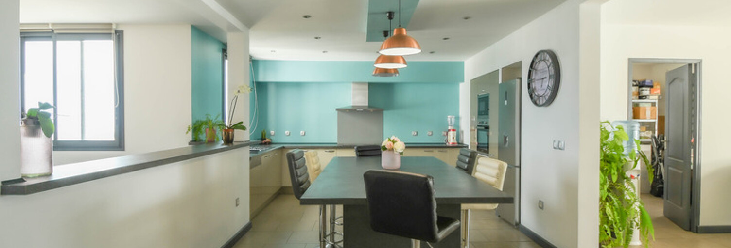 Appartement 5 Pièces 170 m² à vendre à Saint-Louis (97421)