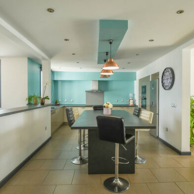 Appartement 5 pièces 418000 €