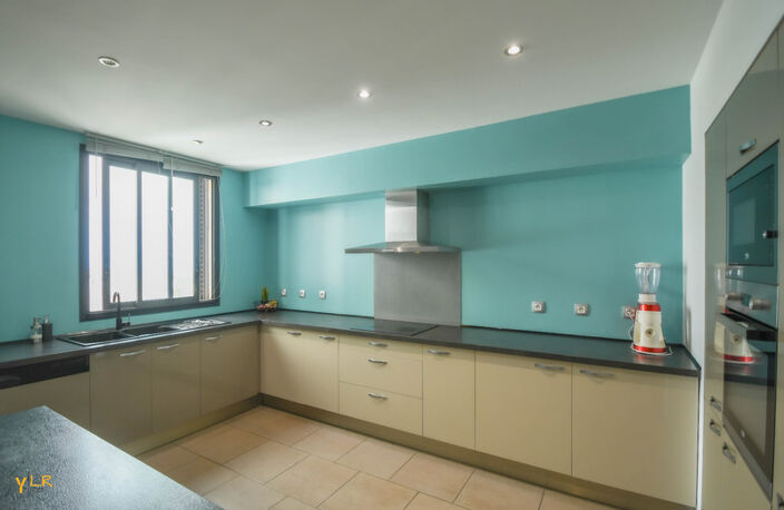 À VENDRE – APPARTEMENT F6 GRAND STANDING — photo 2