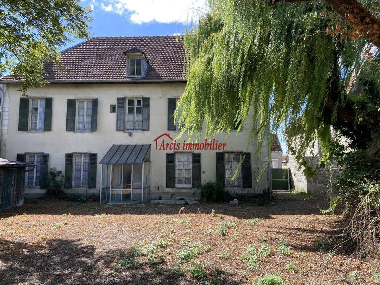 Maison 9 pièces 240 m² — photo 1