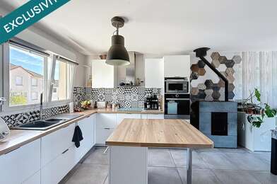 Maison 6 pièces 247000 €