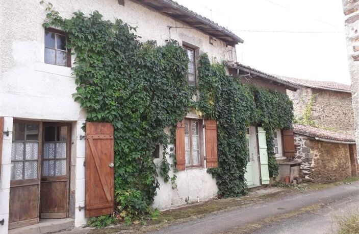 Maison de 5 chambres et maisons à rénover, St Christophe, 16 — photo 2