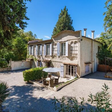 Maison 8 pièces 1100000 €