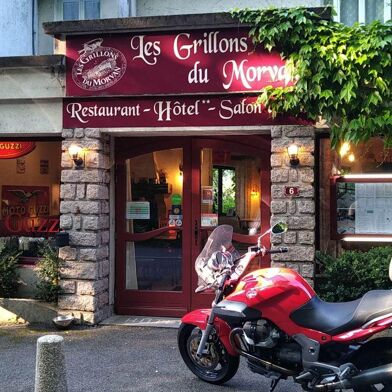 Commerce  490000 €