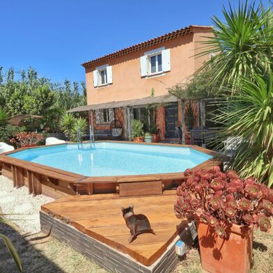 Maison 5 pièces 549000 €