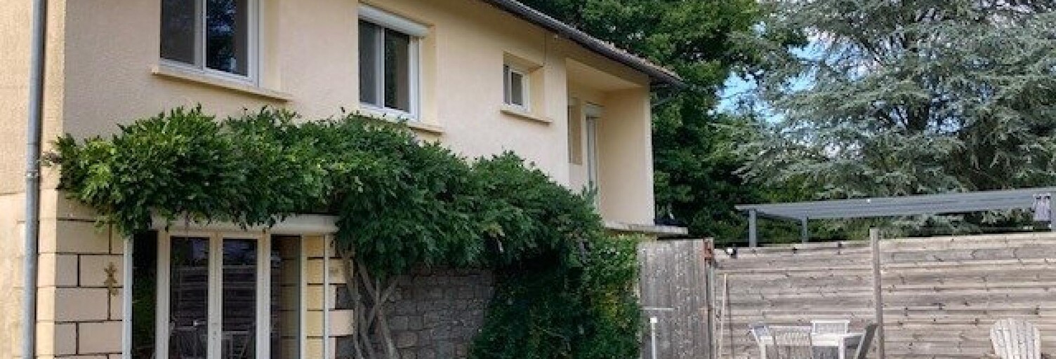 Maison 6 Pièces 157 m² à vendre à Neuville (19380)