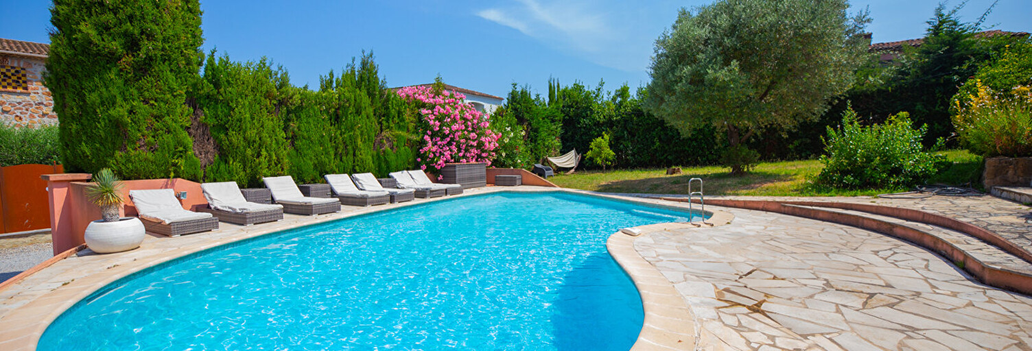 Maison 4 Pièces 130 m² à louer à Mandelieu-la-Napoule (06210)