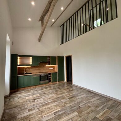 Appartement 3 pièces 930 €