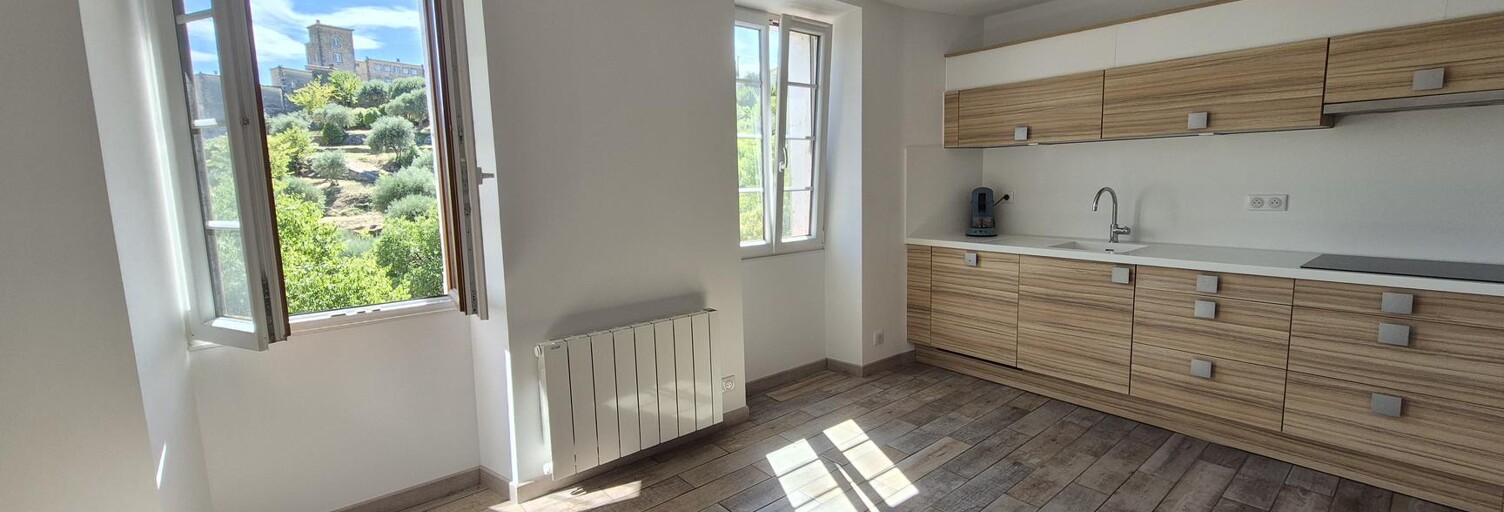 Appartement 3 Pièces 71 m² à vendre à Tourrettes (83440)