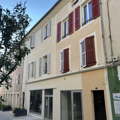 Appartement 5 pièces 850 €