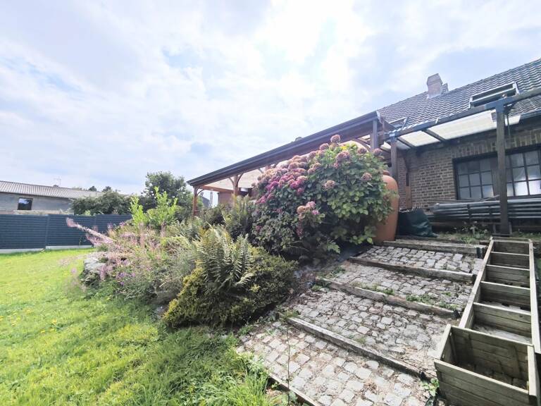 Maison individuelle Pont sur Sambre — photo 1