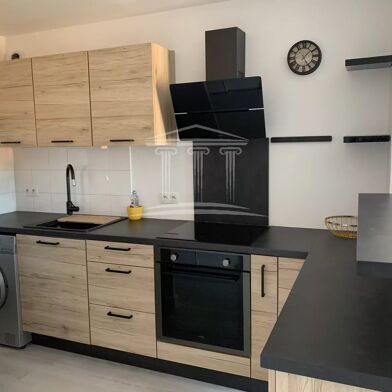 Appartement 3 pièces 754 €