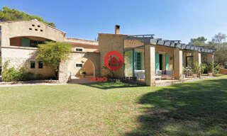 Maison 8 Pièces 265 m² à vendre à Tresques (30330)