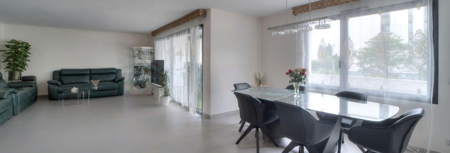 Appartement 5 Pièces 166 m² à vendre à Saint-Genis-Pouilly (01630)