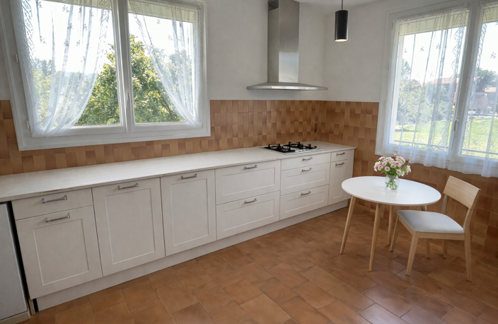 Maison Bergerac, env 150m2, 3 ch, Jardin, Garage — photo 3