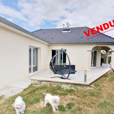 Maison 7 pièces 280000 €