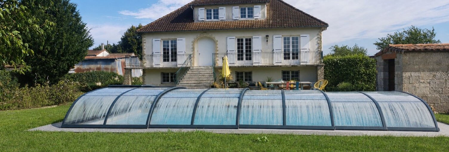 Maison 8 Pièces 205 m² à vendre à Vouillé (79230)