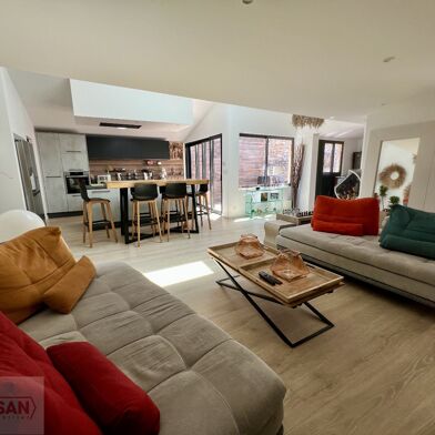 Maison 5 pièces 569000 €