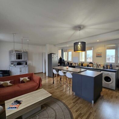 Appartement 4 pièces 165000 €