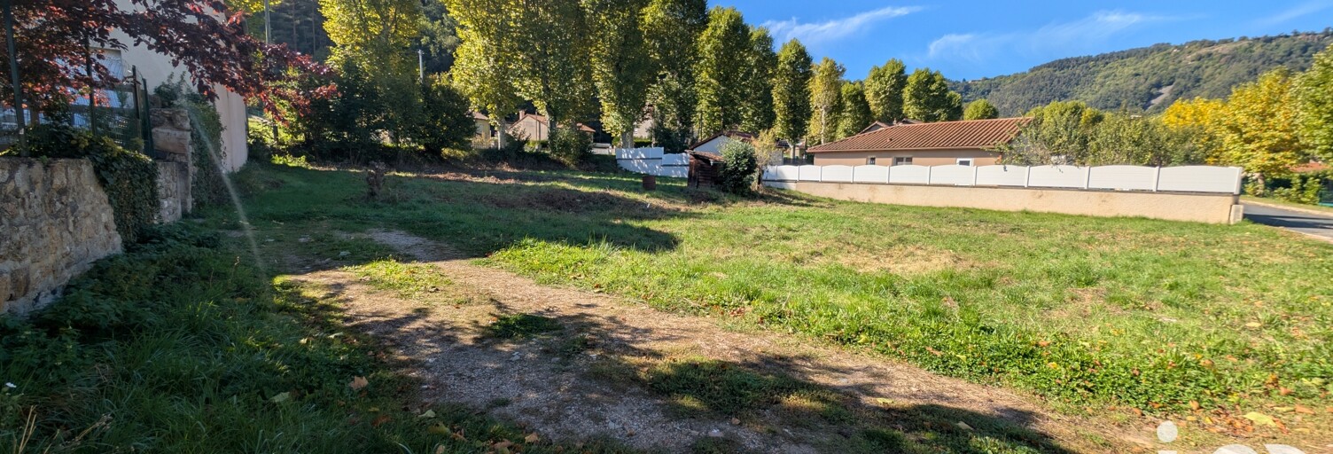 Terrain  958 m² à vendre à Lavoûte-sur-Loire (43800)
