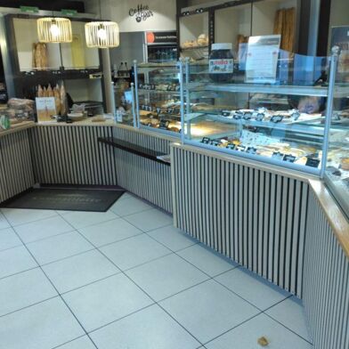 Commerce  152000 €