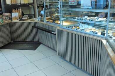 Commerce  152000 €