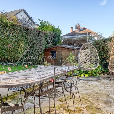 Maison 5 pièces 840000 €