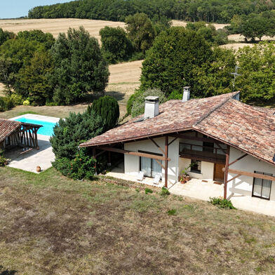 Maison 6 pièces 493500 €